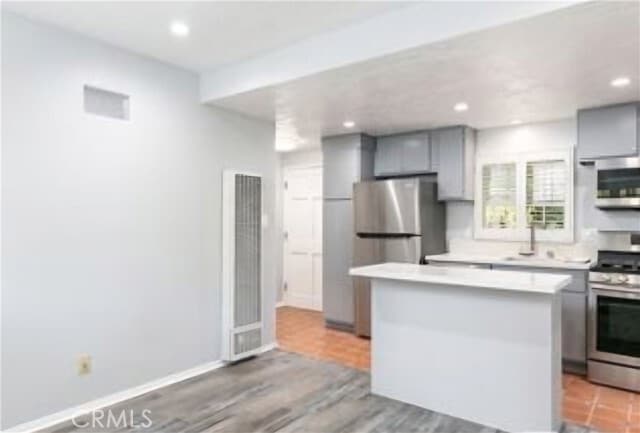 Building Photo - 533 Sturtevant Dr
