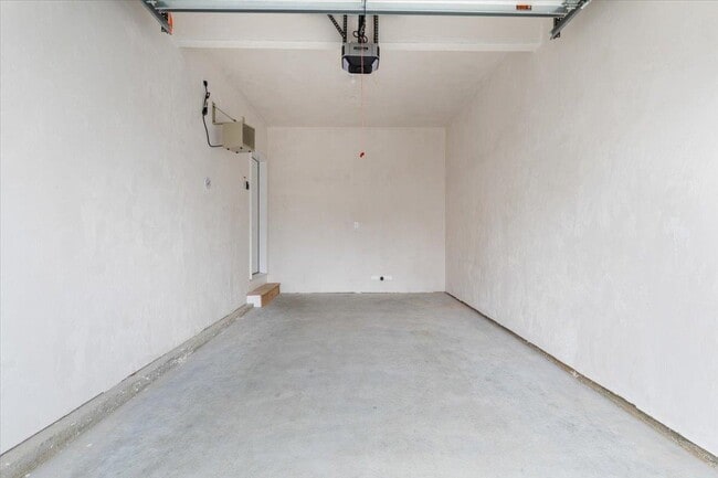 Building Photo - 26-3 Regency Cir