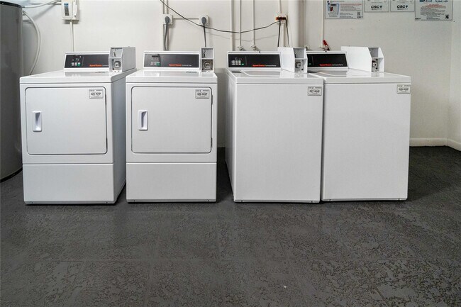 Building Photo - 300 SW 134th Way