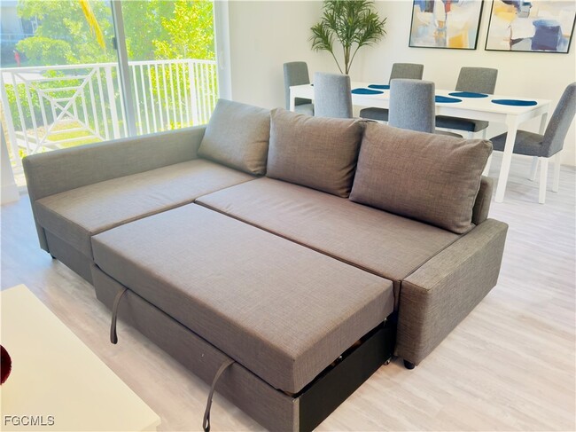 Building Photo - 5865 Shell Cove Drive