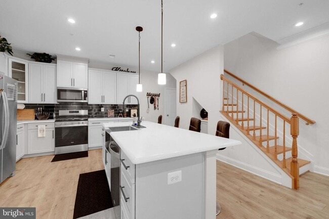 Building Photo - Townhouse in Owings Mills