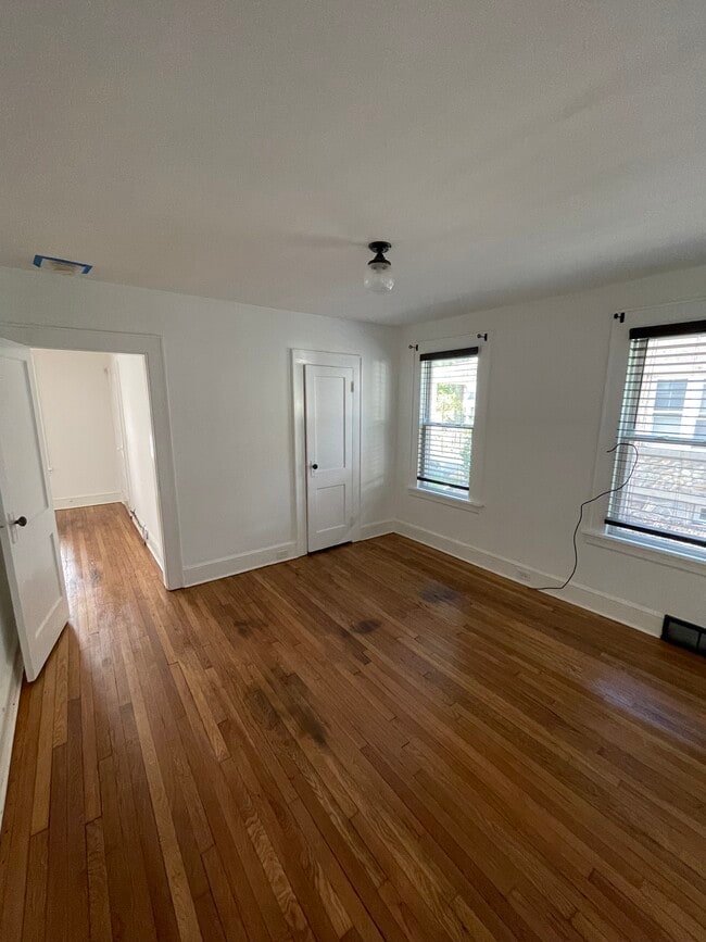 Building Photo - 270 Franklin Ave