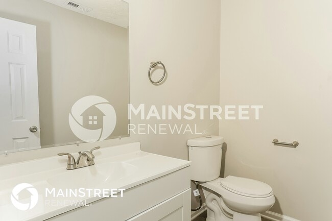 Building Photo - 335 Carriage Lake Ln