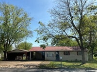 Building Photo - 203 N Wilson St