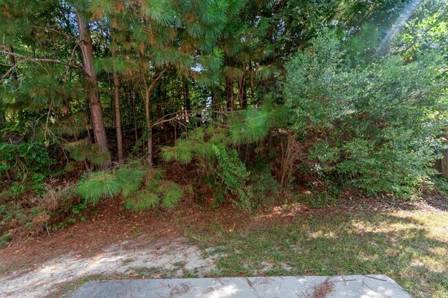 Building Photo - 2284 Oakland Spring Dr