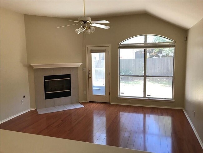 Building Photo - 10309 Broomflower Dr