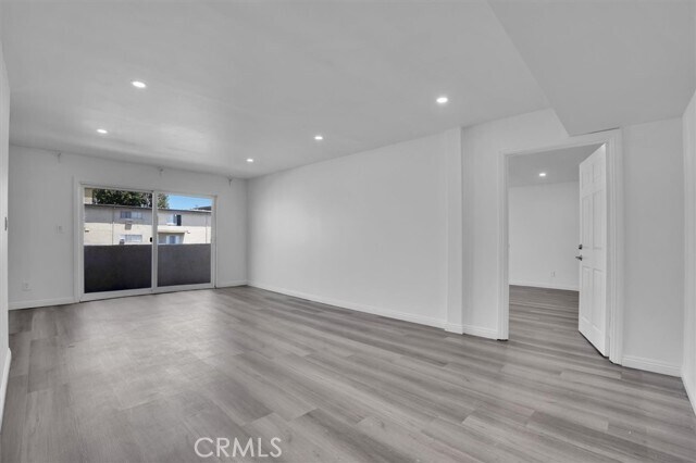 Building Photo - 5412 Lindley Ave
