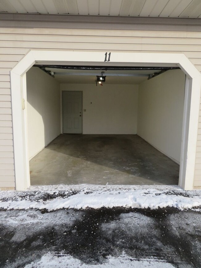 Building Photo - Castle Rock 405 BLDG