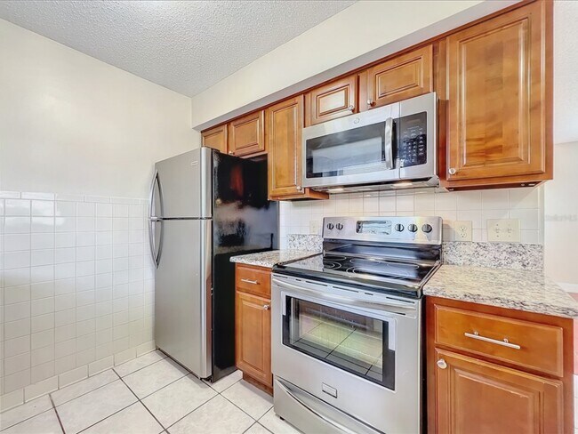 Building Photo - 5331 Davisson Ave