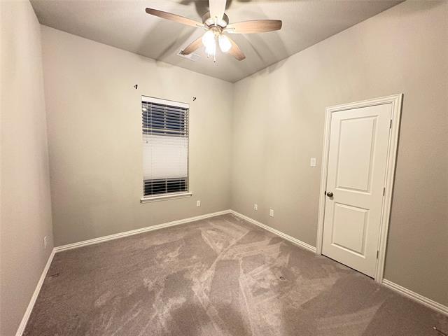 Building Photo - 2300 Offerande Dr