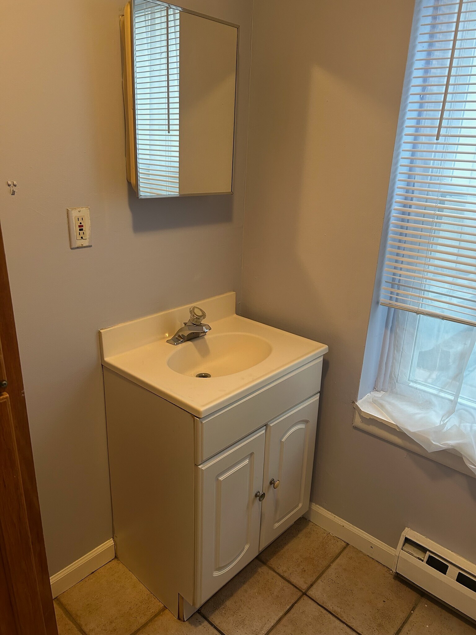 Building Photo - 1909 Chestnut St