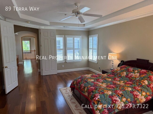 Building Photo - 89 Terra Way