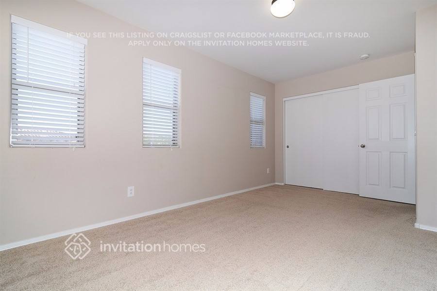 Building Photo - 18553 W Mariposa Dr