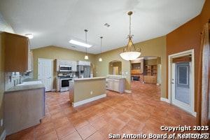 Building Photo - 1214 Sugar Land Dr