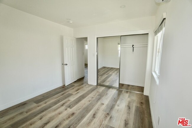 Building Photo - 5216 Navarro St