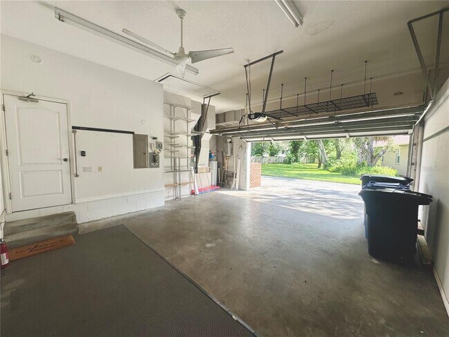 Building Photo - 401 Havenwood Way