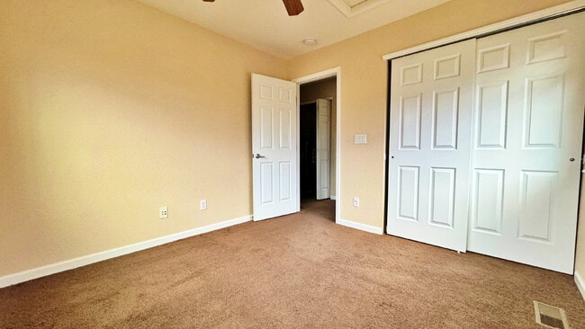 Building Photo - Welcome to this Beautiful 3 Bed 2 Bath 2 Garage Home with Big Backyard in Brighton East Farms!