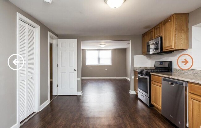 Primary Photo - 2 bedroom in Chicago IL 60647