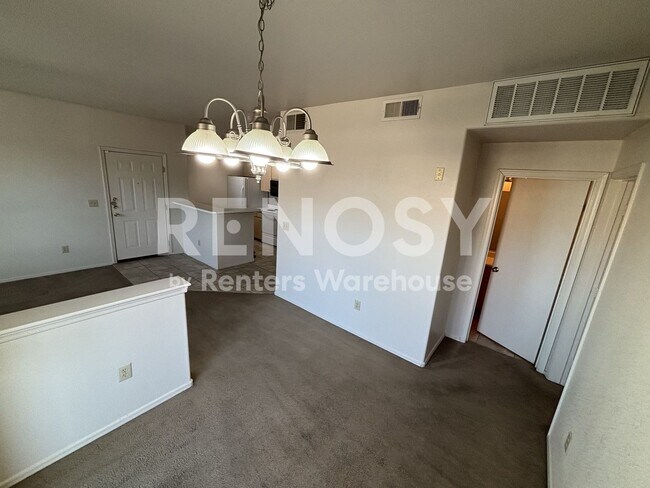 Building Photo - Beautiful Condo The Cliff At North Mountain!