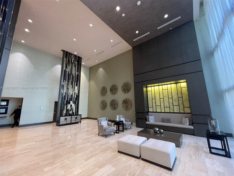 Building Photo - 5252 NW 85th Ave