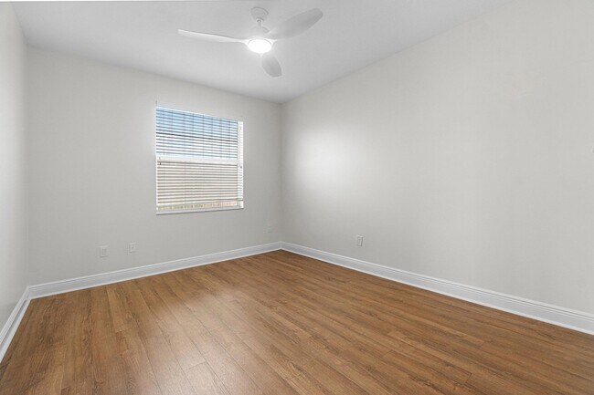 Building Photo - 6641 Conch Ct