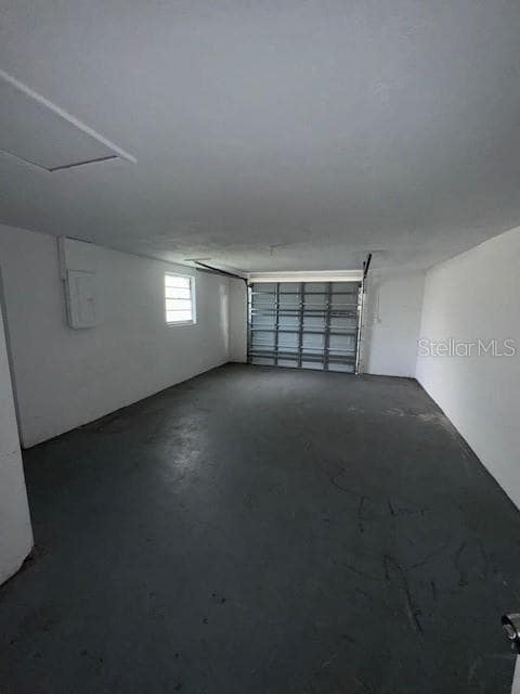 Building Photo - 5546 Moog Rd