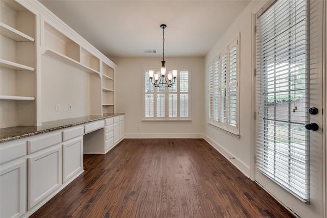 Building Photo - 211 Guadalupe Dr