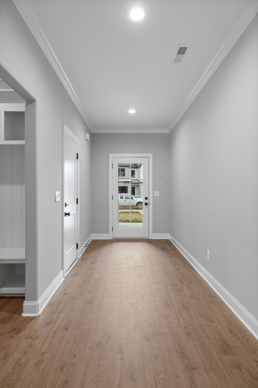 Building Photo - 1910 Gracie Bug Lp