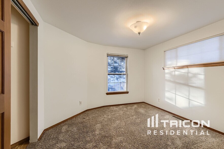 Building Photo - 7319 Rochester Ct