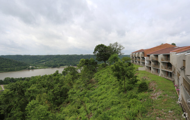 Primary Photo - Indian Lookout Apartments