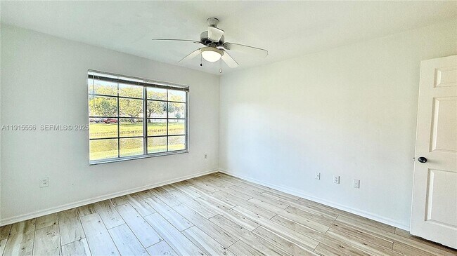 Building Photo - 4190 San Marino Blvd