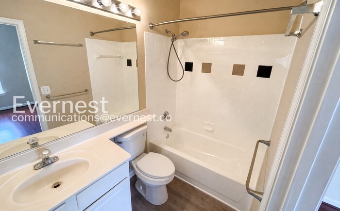 Building Photo - 21803 Flanders Ct