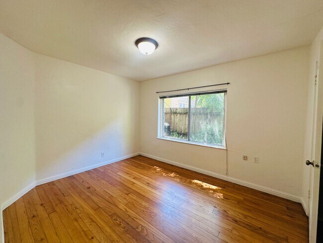 Building Photo - 1630 Woolsey St