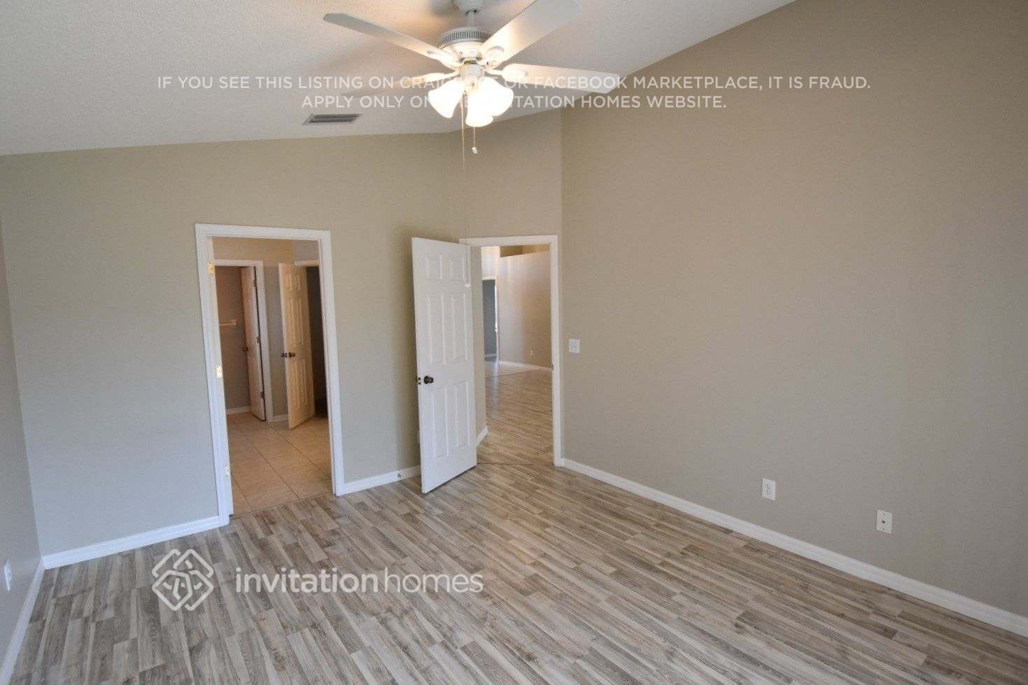 Building Photo - 4821 Sabal Harbour Dr