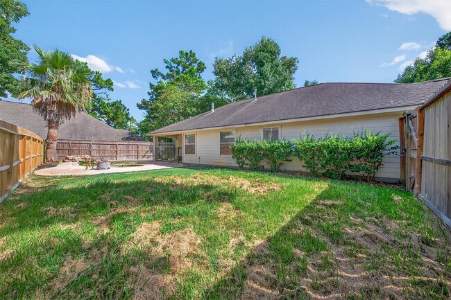 Building Photo - 3702 Sunset Cir