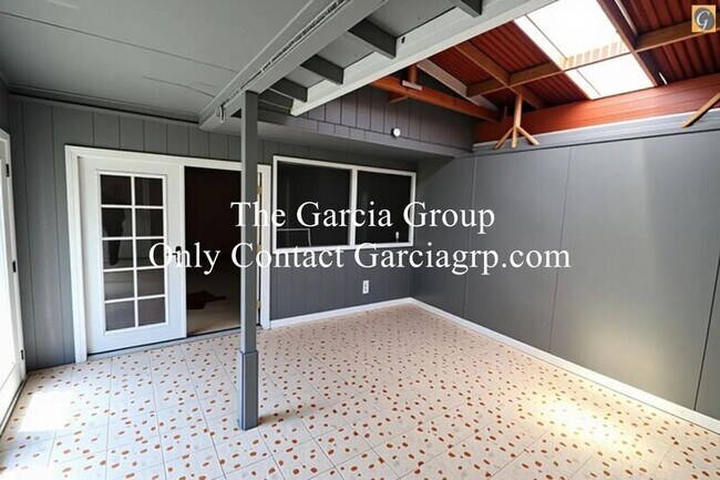 Building Photo - 1530 NE 114th Ave