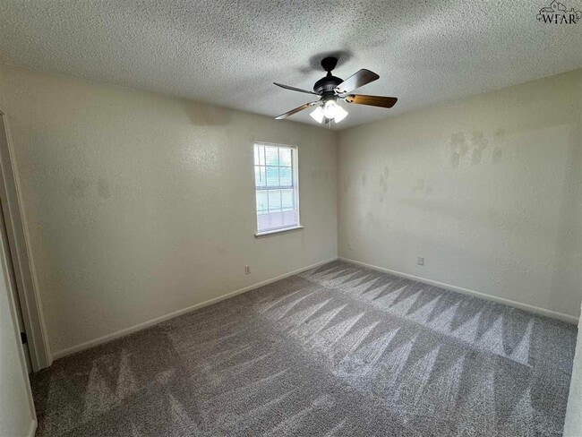 Building Photo - 4205 Wrangler Dr