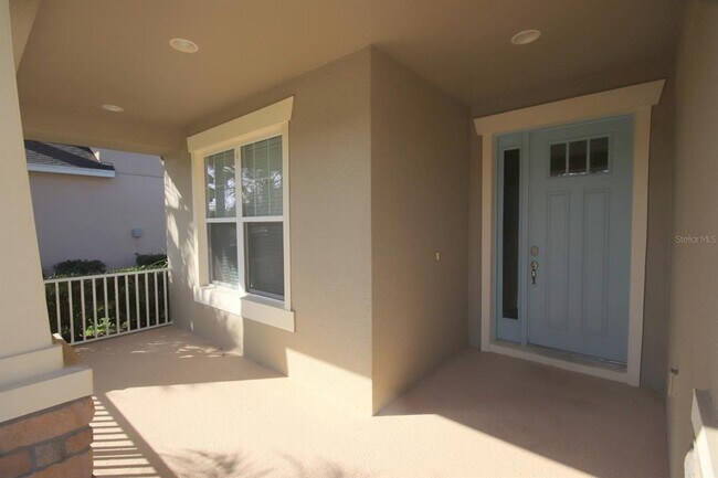 Building Photo - 8827 Sentiero Dr