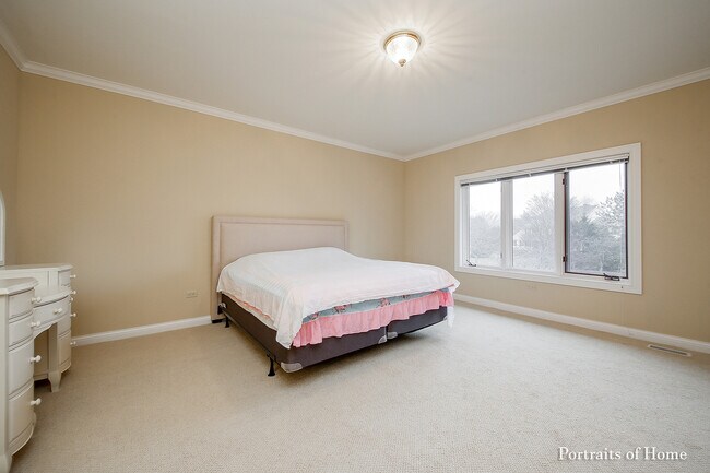 Building Photo - 1115 Bridgeview Ln