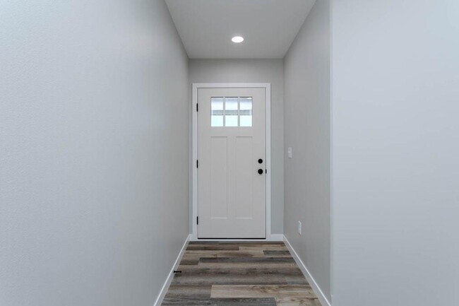 Building Photo - 3506 Green Pastures Ln