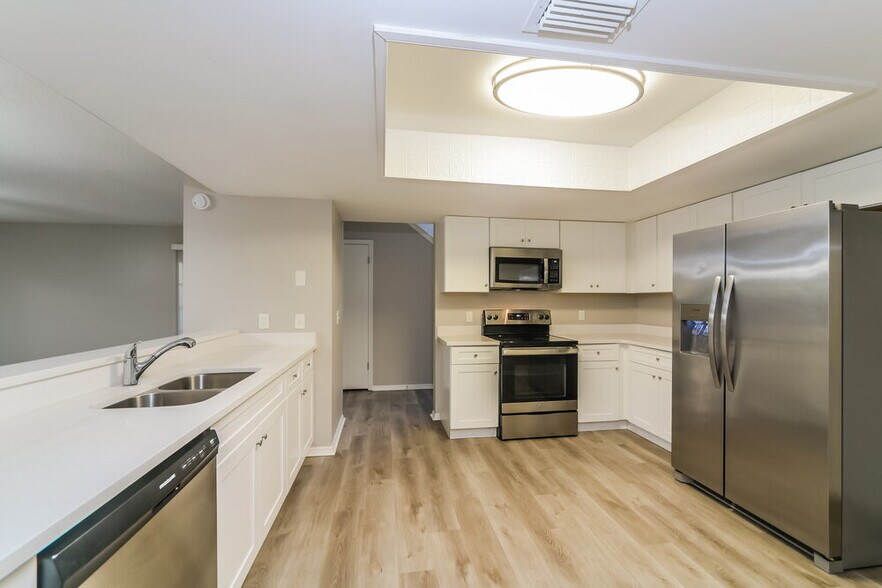 Building Photo - 1056 Saddleback Ridge Rd