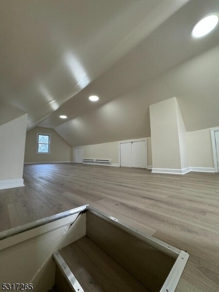 Building Photo - 10 Riverside Pl