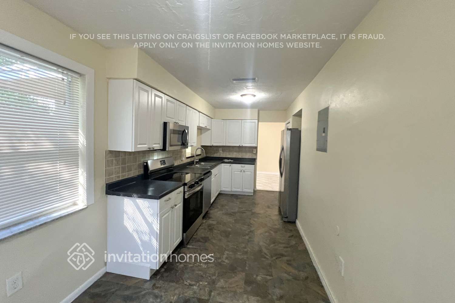 Building Photo - 9394 NW 19th Pl