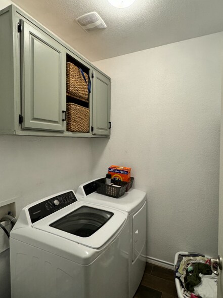 Building Photo - 11425 Starlight Ranch