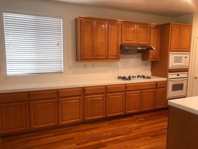 Building Photo - 2306 Campbell Cir