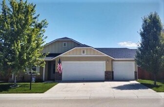 Building Photo - Beautiful 3 bed 2 bath home in the perfect Boise area just off Five Mile Rd and Lake Hazel Rd