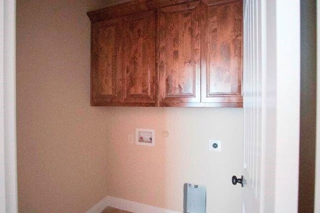 Building Photo - 739 Cedar Elm Trail