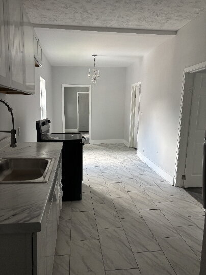 Building Photo - "4-Bed, 2-Bath Gem in Memphis - Spacious 1332 Sq Ft Home Awaits!"