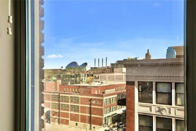 Building Photo - 2107 Grand Blvd