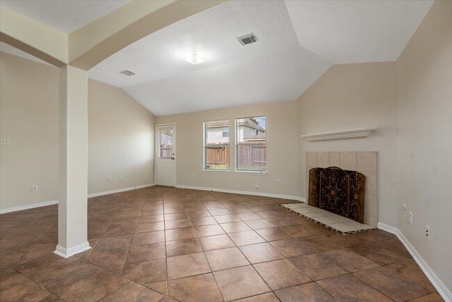 Building Photo - 6023 Barany Ct